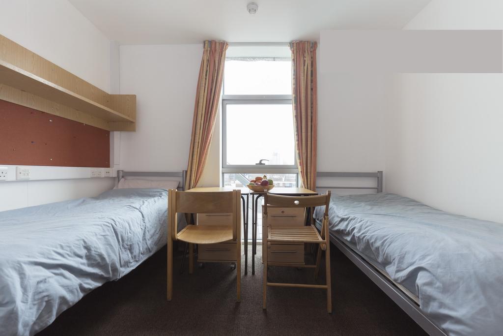 Bed Male Dormitory Room,170202657:JPEG