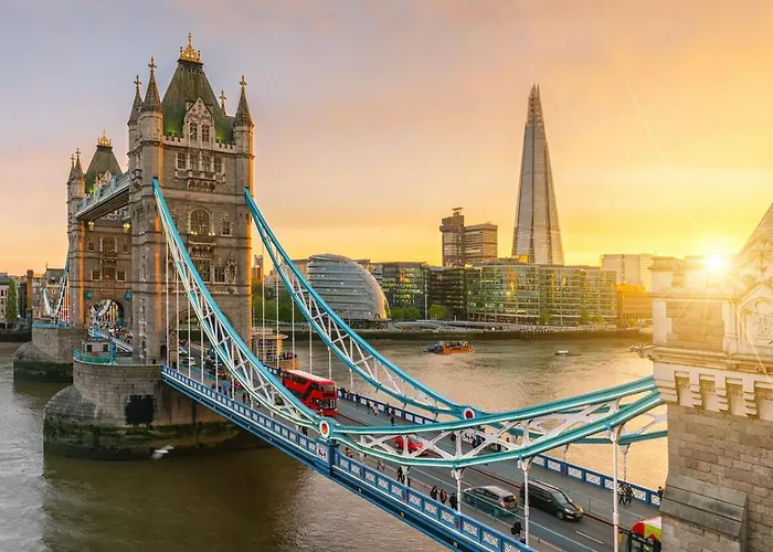 Tower Bridge Rainbow Suites Londres