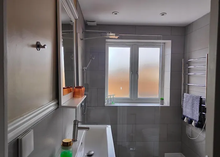 Clifton House O2 & Excel Rooms With Private Bathroom And Breakfast Option Londres